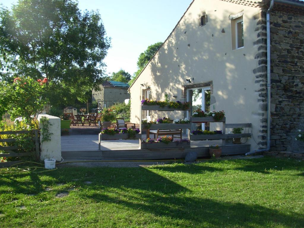 Le Jardin Des Pierres Brunes Saint-Jean-des-Ollieres Luaran gambar